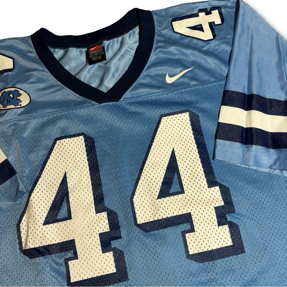 Vintage Nike UNC Football Jersey - Picture 3 of 6
